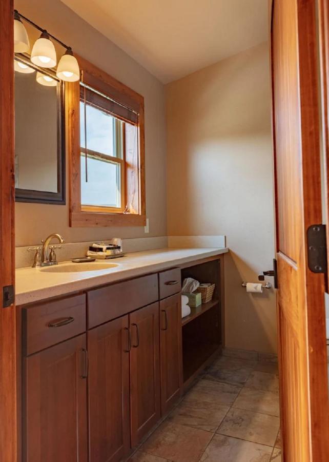 Yellowstone Valley Lodge, Ascend Hotel Collection Pray Esterno foto